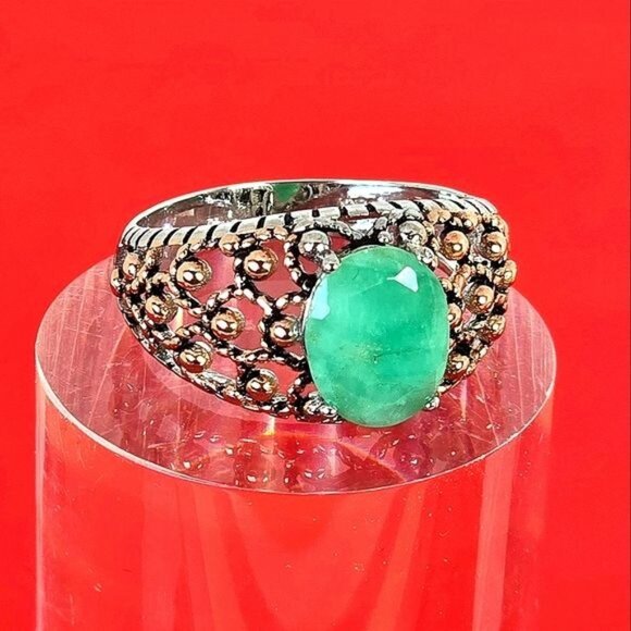925 Sterling Silver Ring with Natural Oval Emerald 10x8mm - Picture 1 of 9